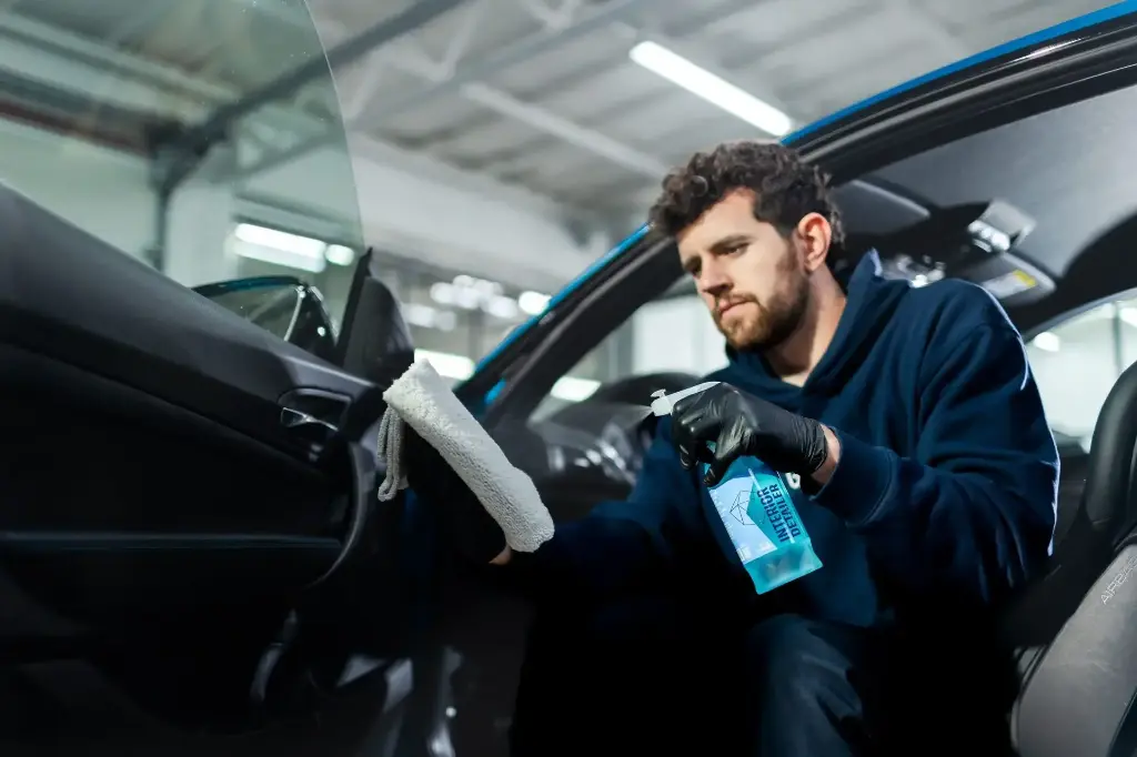 B.-InteriorDetailer-6-scaled (2).webp